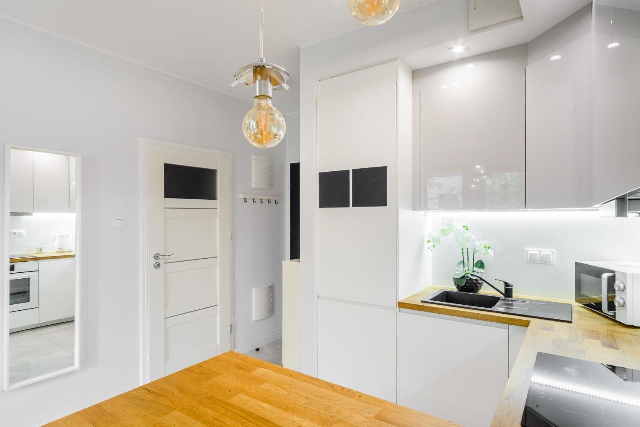 Lumina Apartments Near Warsaw Uprising Museum エクステリア 写真