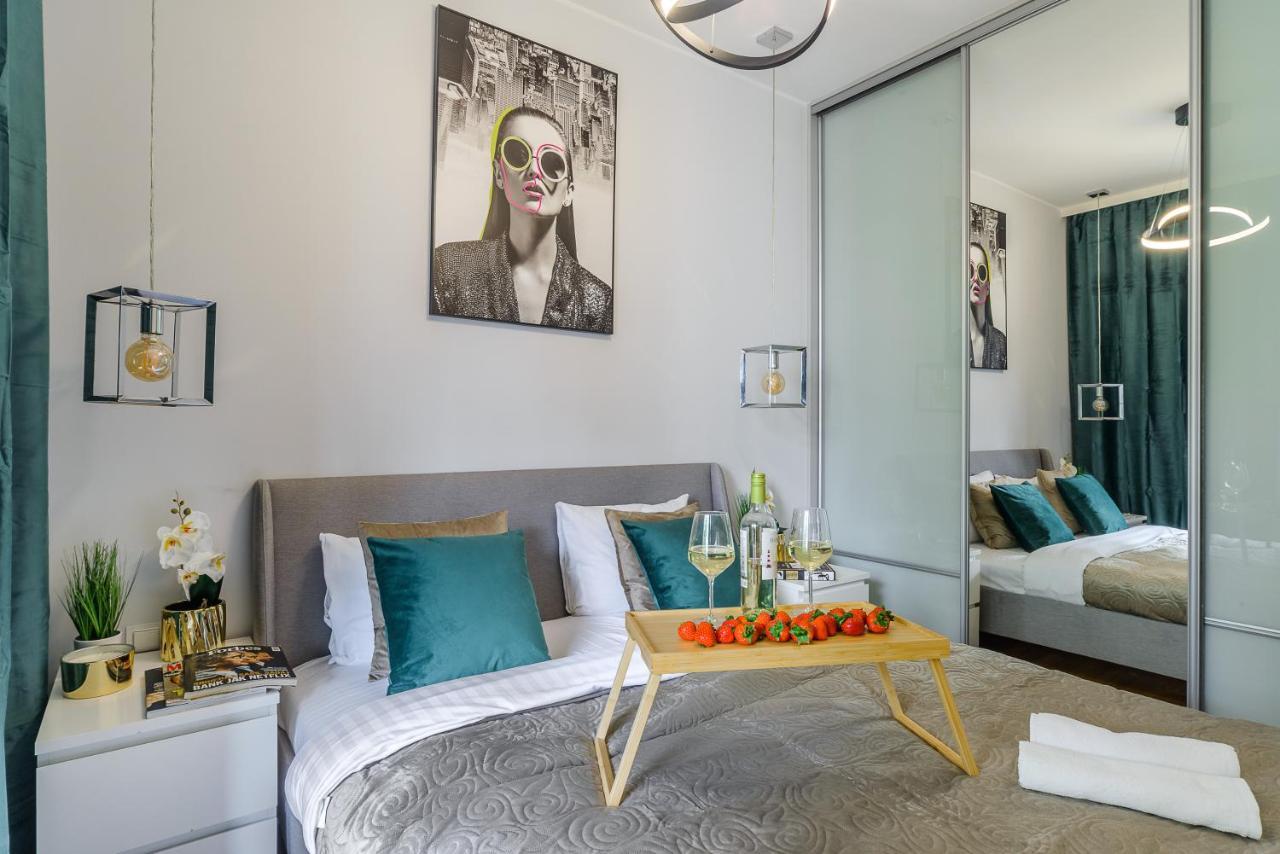 Lumina Apartments Near Warsaw Uprising Museum エクステリア 写真