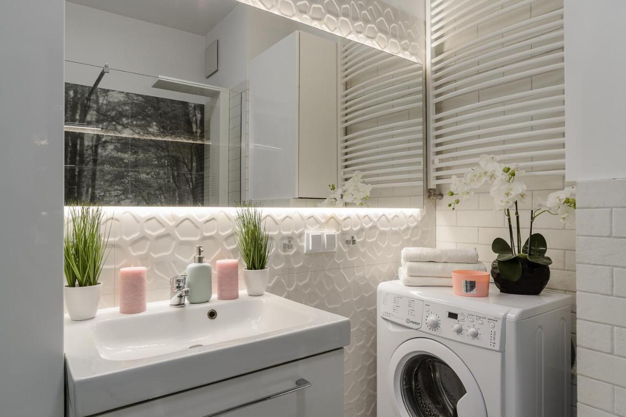 Lumina Apartments Near Warsaw Uprising Museum エクステリア 写真